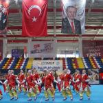 ADIYAMAN (PERRE) - Şeriban ÖZÇAKMAK - Adıyaman'da düzenlenen Kulüpler Arası Halk Oyunları Bölge Yarışması, 30 kulüp ve yaklaşık 600 sporcunun katılımıyla büyük coşkuya sahne oldu.