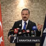 ANKARA (PERRE) - (Berfin GÜRBÜZ) - İYİ Parti Genel Başkan Eski Yardımcısı Mehmet Tolga Akalın, düzenlenen programla Anahtar Parti saflarına katıldı.