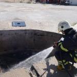 ADIYAMAN (PHA) - Adıyaman Belediyesi Afet İşleri Müdürlüğü, İtfaiye Müdürlüğü, AFAD, UMKE ve Jandarma iş birliğiyle düzenlenen geniş kapsamlı deprem tatbikatı, gerçeğini aratmayan görüntülere sahne oldu.