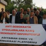 ADIYAMAN (PERRE) - Şeriban ÖZÇAKMAK-Berfin GÜRBÜZ - Adıyaman Emek ve Demokrasi Platformu adına konuşan Dönem Sözcüsü, SES Adıyaman Şubesi Eş Başkanı İbrahim Halil Aydın, "Bu karar yalnızca bir siyasi partiyi değil, Türki...