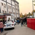 ADIYAMAN (PERRE) - (Şevket BOZKURT) - Adıyaman'ın Kahta ilçesinde iki grup arasında çıkan silahlı kavgada 2'si ağır 5 kişi yaralandı.