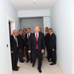 ADIYAMAN (PERRE) - Sibel TURAN-Adıyaman Valisi Abdullah Küçük Çelikhan ilçesinde yapımı devam eden köy evlerinde incelemelerde bulundu.