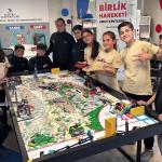 ADIYAMAN (PERRE) - Şeriban ÖZÇAKMAK - Koç Lisesi öğrencilerinin kurduğu Koç Birlik Hareketi'nin destek verdiği Adıyamanlı depremzede öğrenciler, robotik projeleriyle ABD'de düzenlenecek dünya şampiyonasına davet edildi.