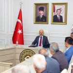 ADIYAMAN (PERRE) - Şeriban ÖZÇAKMAK - Adıyaman Muhtarlar Federasyonu Başkanı Abdulkadir Geylani Taş ve merkez mahalle muhtarları, Aydın Valiliği görevine atanan Adıyaman Valisi Dr.