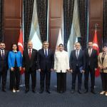 ANKARA (PERRE) - (Berfin GÜRBÜZ) - AK Parti Genel Merkezi tarafından oluşturulan Bayramlaşma Heyeti, Kurban Bayramı dolayısıyla siyasi partilere bayramlaşma ziyaretlerinde bulundu.